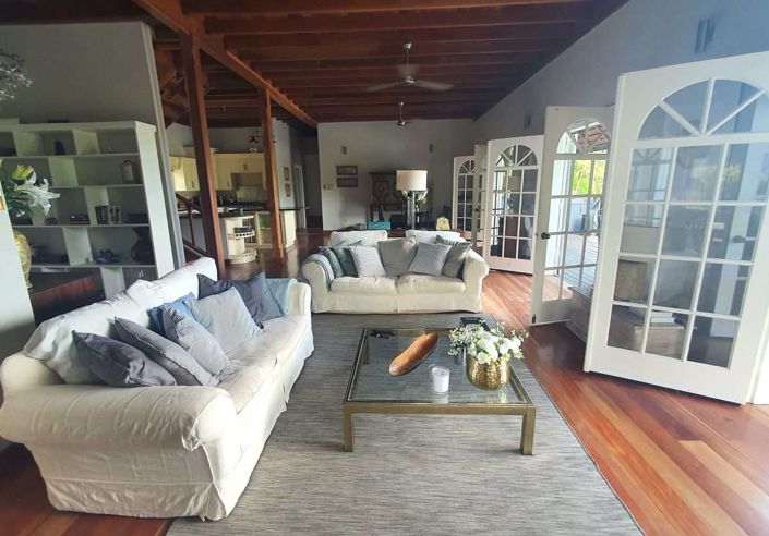 Image No.4-Villa de 4 chambres à vendre à Marigot Bay