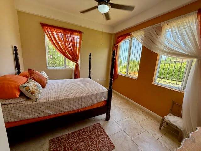 Image No.10-3 Bed Villa for sale