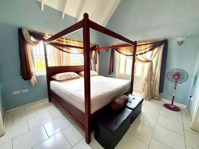 Image No.11-3 Bed Villa for sale