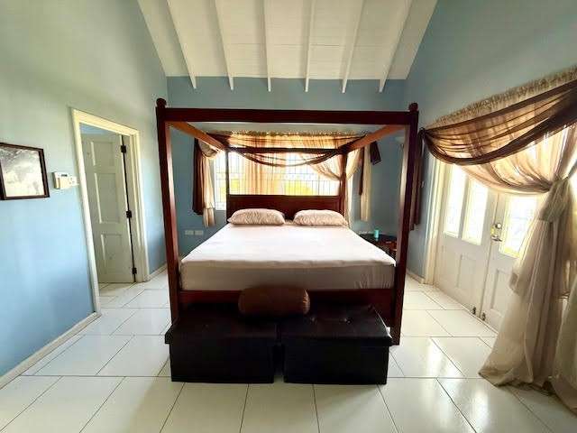 Image No.18-3 Bed Villa for sale