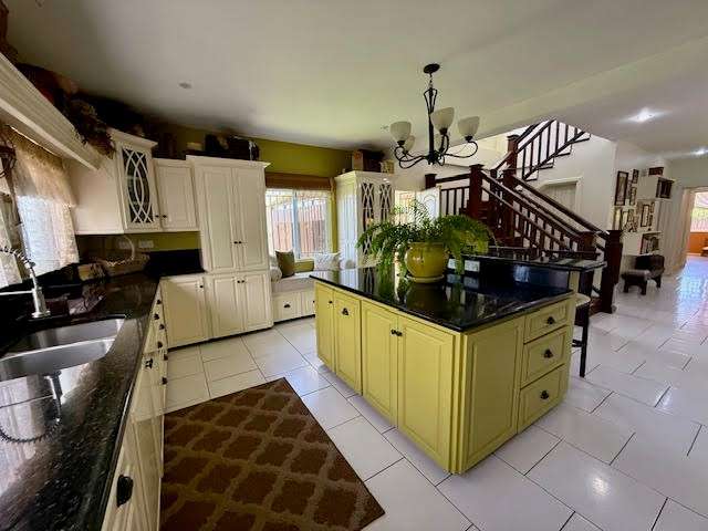 Image No.8-3 Bed Villa for sale