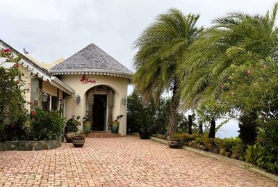 1 - Cap Estate, Villa