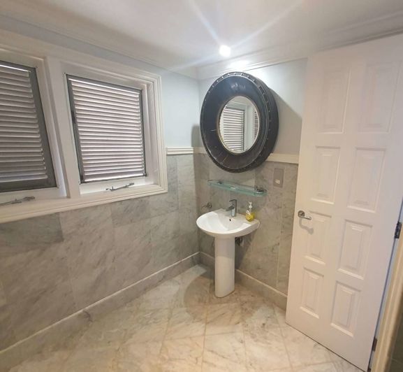 Image No.12-3 Bed Townhouse for sale