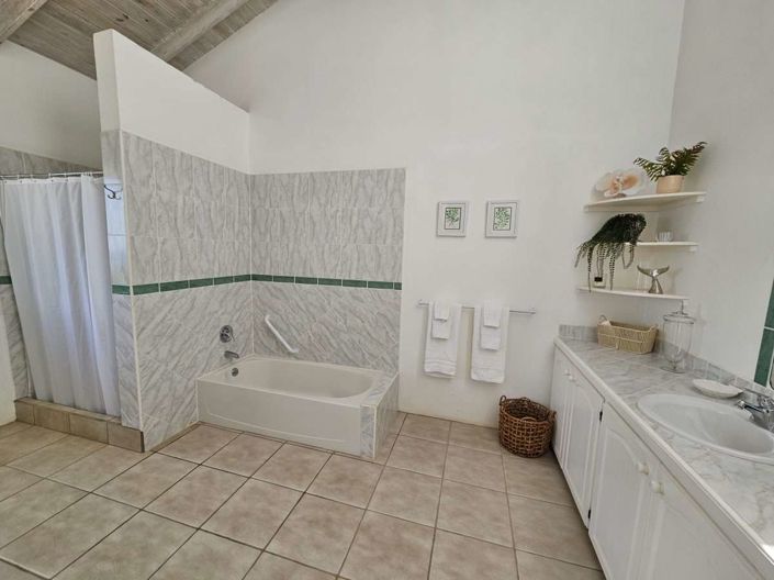 Image No.19-6 Bed Villa for sale