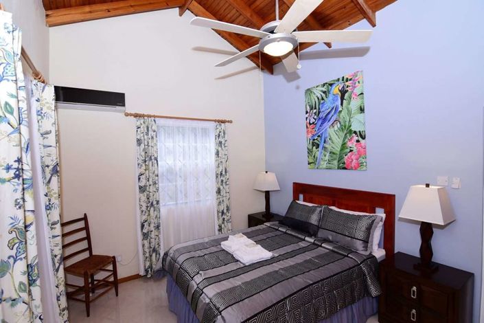 Image No.15-6 Bed Villa for sale