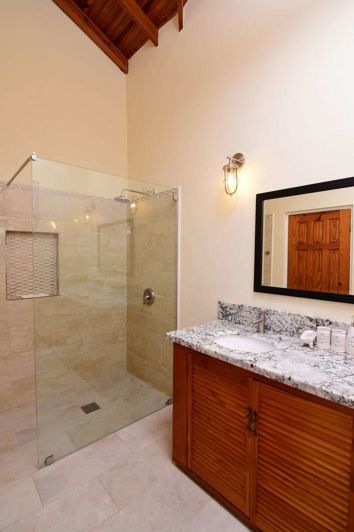 Image No.18-6 Bed Villa for sale