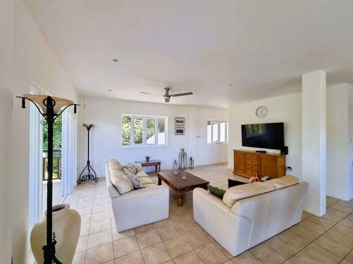 Image No.2-3 Bed Villa for sale