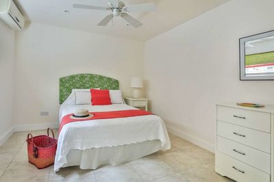 19-bedroom-4