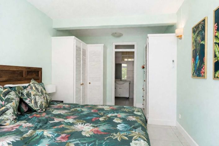 Image No.19-Villa for sale