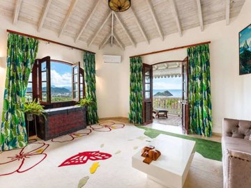 villa-butterfly-18-1-scaled