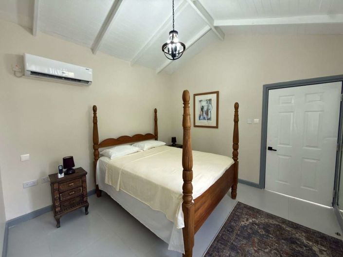 Image No.21-Villa for sale