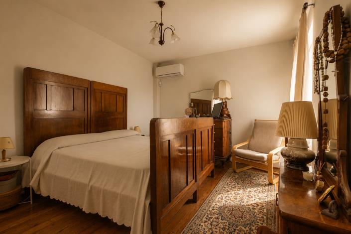 Image No.4-4 Bed House for sale
