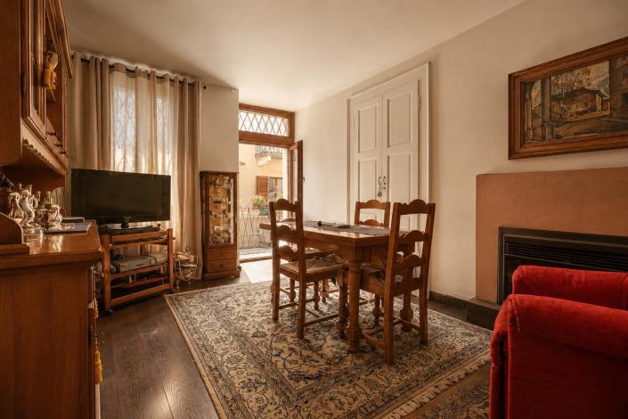 Image No.17-4 Bed House for sale