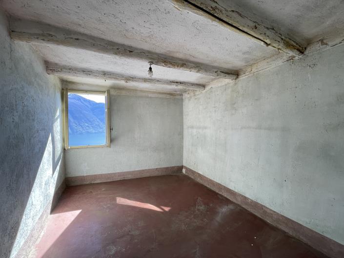 Image No.20-3 Bed House for sale