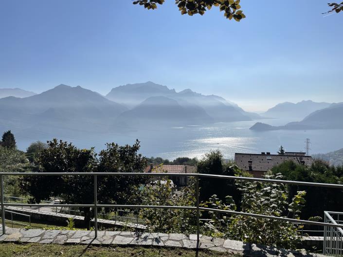 Image No.10-1 Bed House for sale