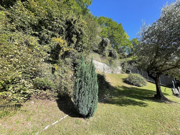 Image No.11-1 Bed House for sale