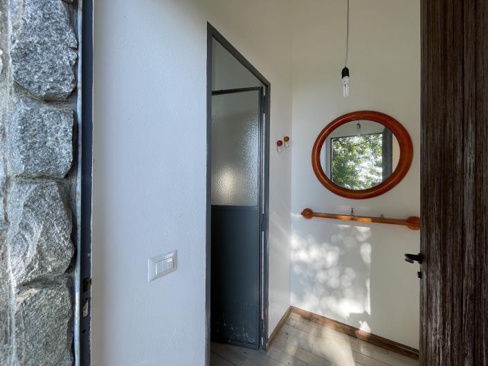 Image No.9-1 Bed House for sale