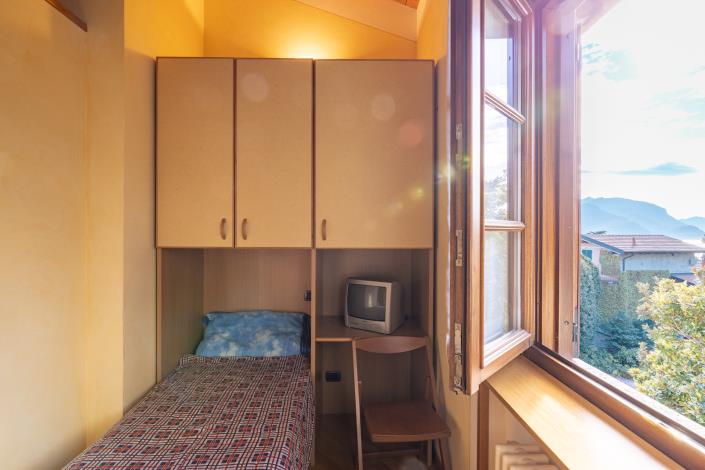 Image No.11-2 Bed Semi-Detached for sale