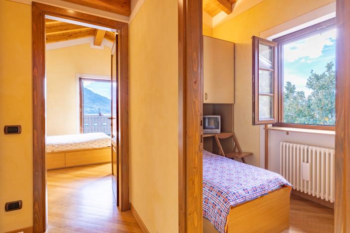 Image No.10-2 Bed Semi-Detached for sale