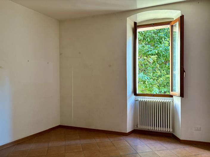 Image No.22-2 Bed Apartment for sale