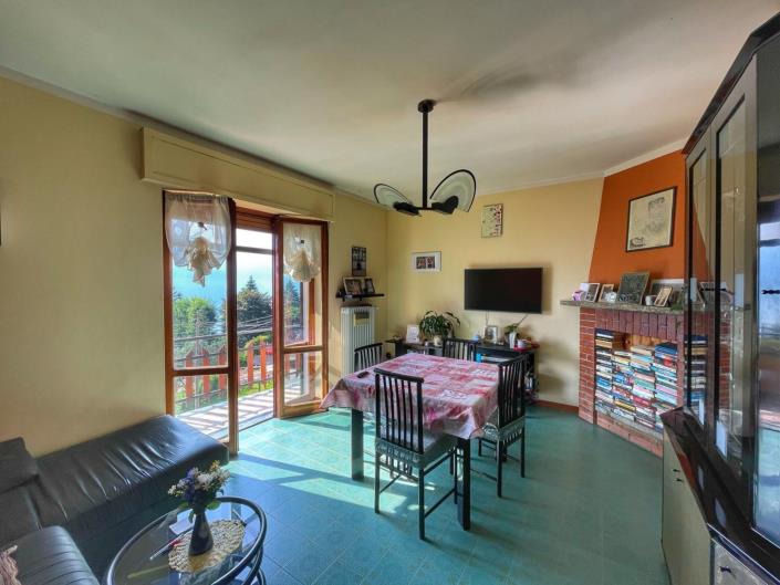 Image No.10-3 Bed Apartment for sale