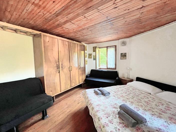 Image No.8-2 Bed House for sale