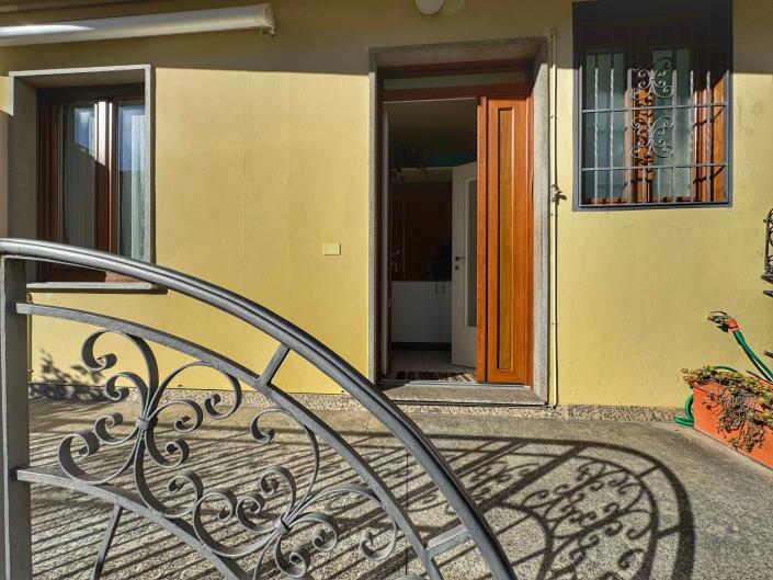 Image No.12-1 Bed Apartment for sale