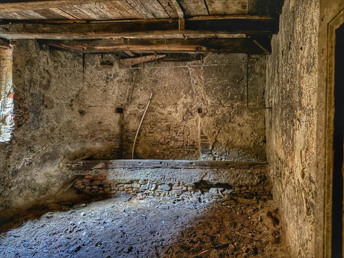 Image No.16-9 Bed House for sale