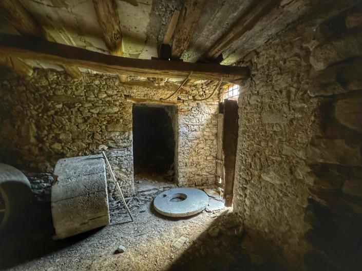 Image No.19-9 Bed House for sale