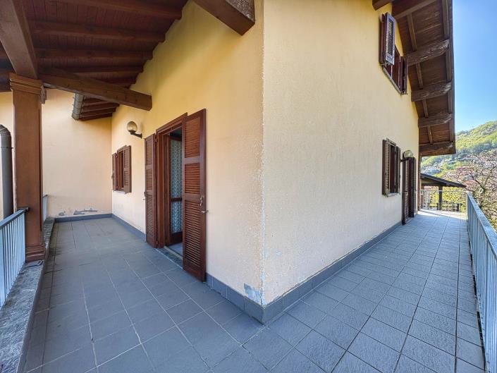 Image No.15-4 Bed Apartment for sale