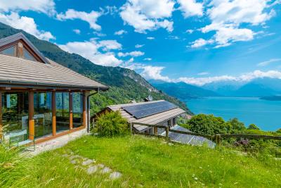 1 - Pianello Del Lario, House