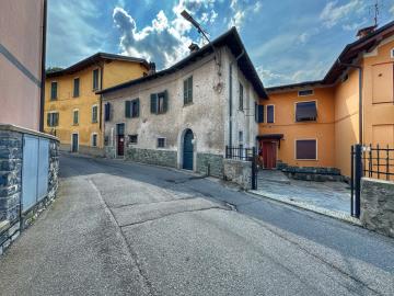 1 - Menaggio, House