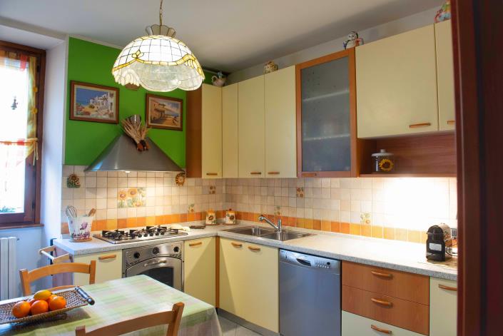 Image No.12-3 Bed Apartment for sale