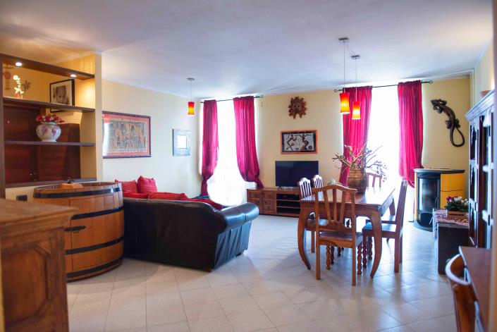 Image No.10-3 Bed Apartment for sale