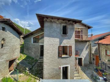 1 - Cremia, Maison