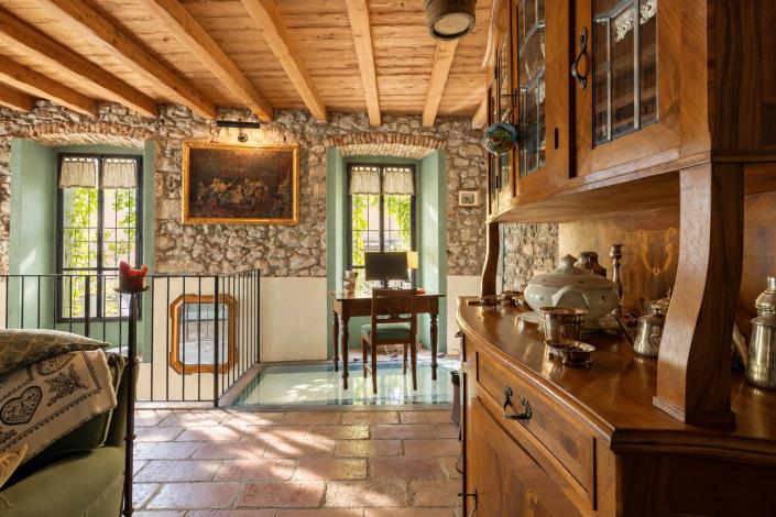 Image No.2-3 Bed Townhouse for sale