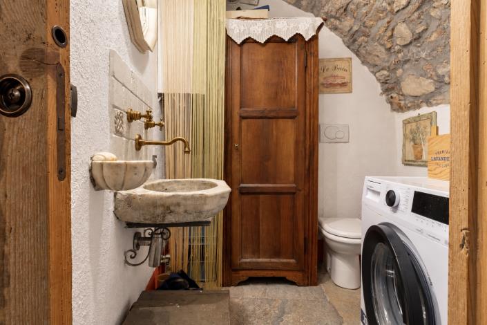 Image No.16-3 Bed Townhouse for sale