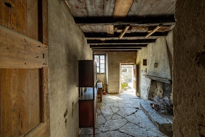 Image No.21-4 Bed House for sale