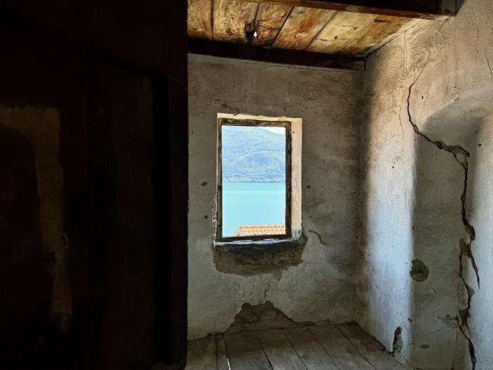 Image No.40-4 Bed House for sale