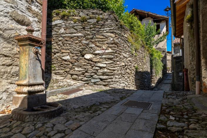 Image No.54-4 Bed House for sale