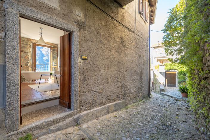 Image No.3-Appartement de 2 chambres à vendre à Nesso