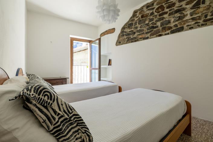 Image No.11-Appartement de 2 chambres à vendre à Nesso