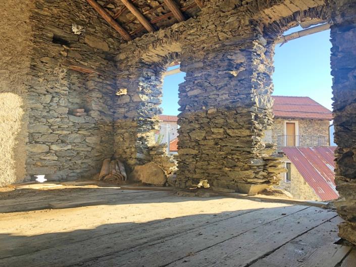 Image No.6-3 Bed House for sale