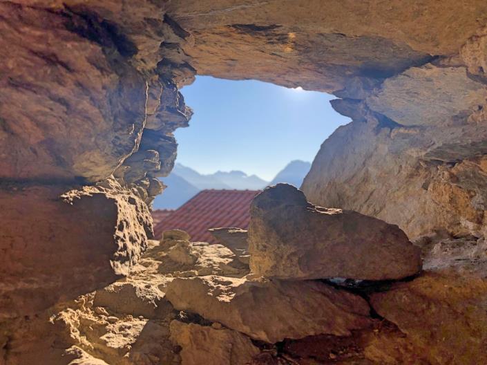 Image No.19-3 Bed House for sale