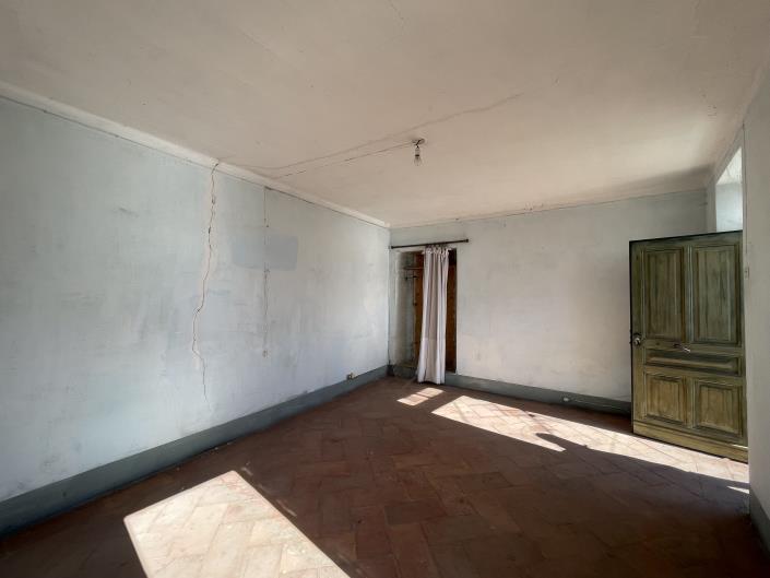 Image No.17-3 Bed House for sale