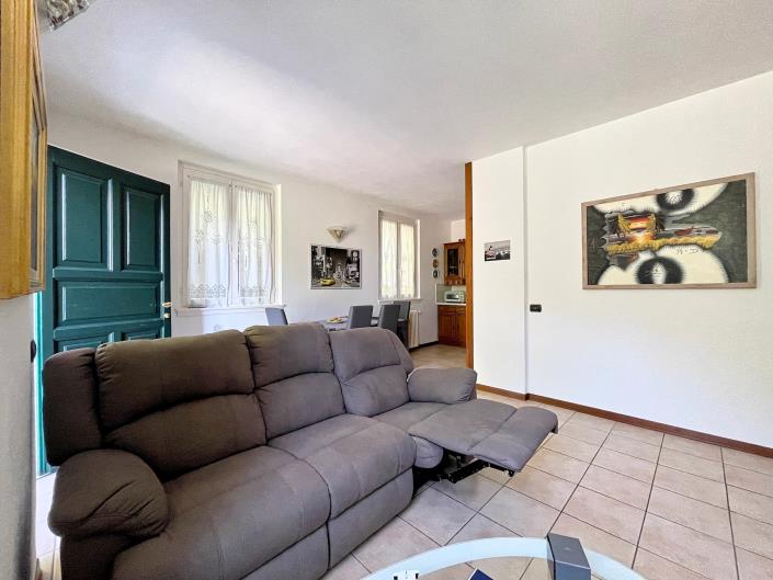 Image No.11-2 Bed Apartment for sale