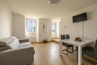 Menaggio--IMG_0208-HDR