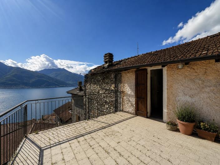 Image No.2-3 Bed House for sale