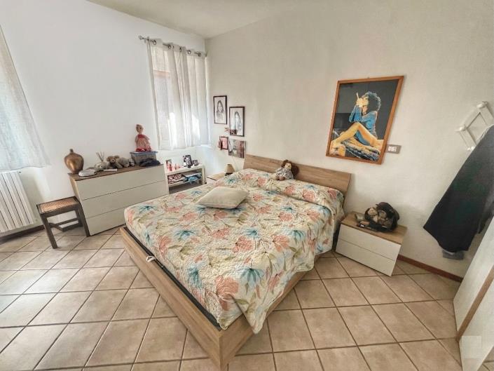 Image No.10-1 Bed Apartment for sale