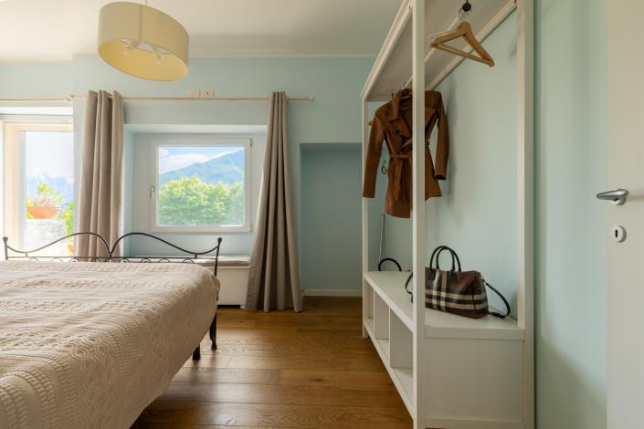 Image No.25-2 Bed House for sale